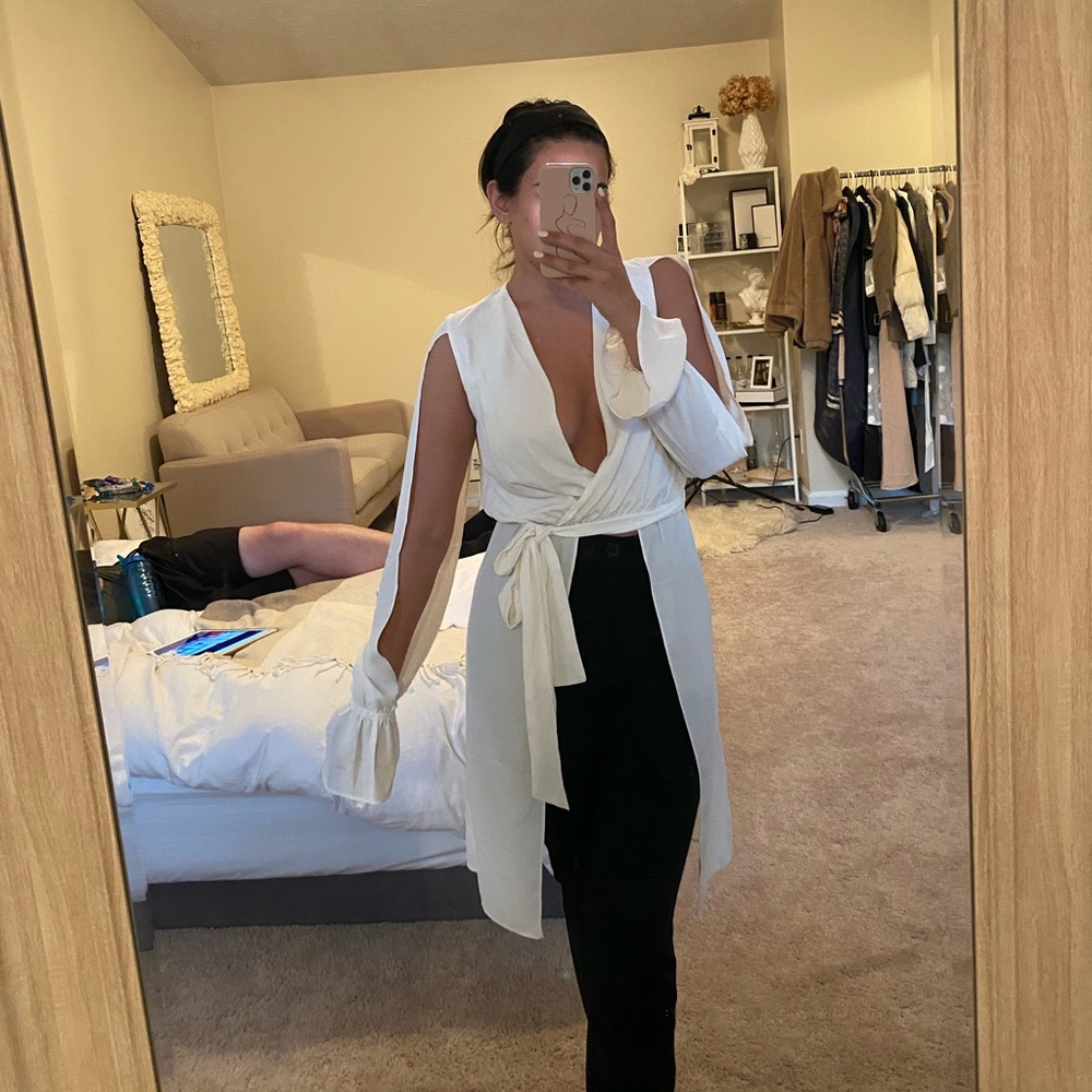 Flowy White Top
